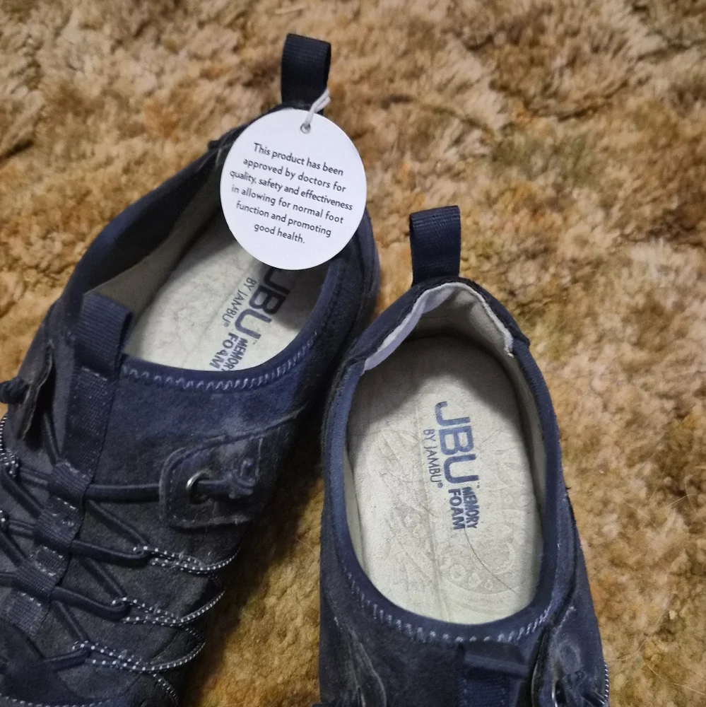 NWT - Women's JBU Navy Casual Shoes - Picture 2 of 6